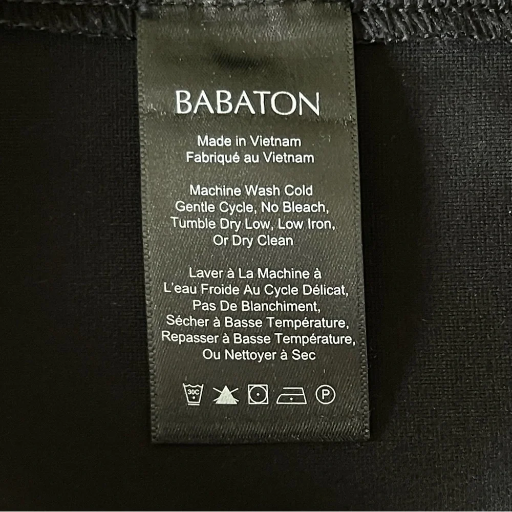 Aritzia Babaton Black V-Neck Elbow Sleeve Leon Midi Bodycon Dress (2) - Picture 14 of 15